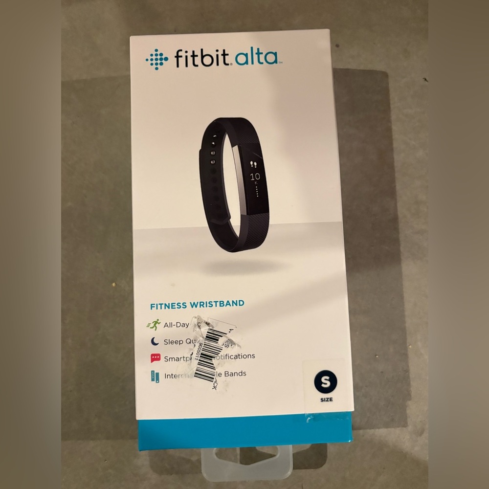 fitbit Alta Fitness Wristband-NWT! BRAND NEW IN BOX!